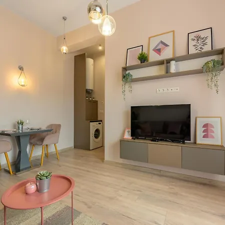 Pink Apartment *