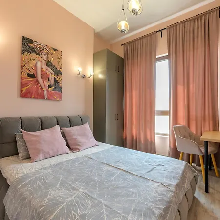 Apartament Pink *